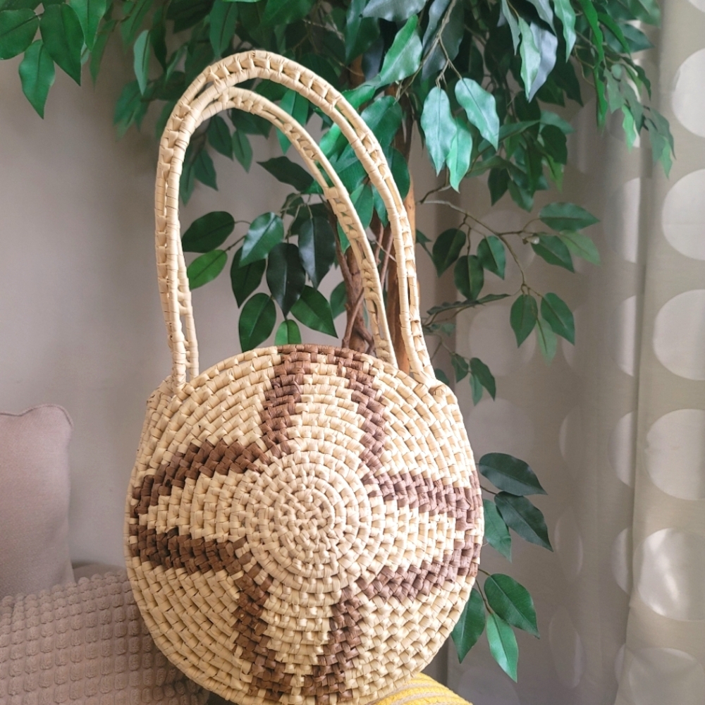 Beach wicker basket bag